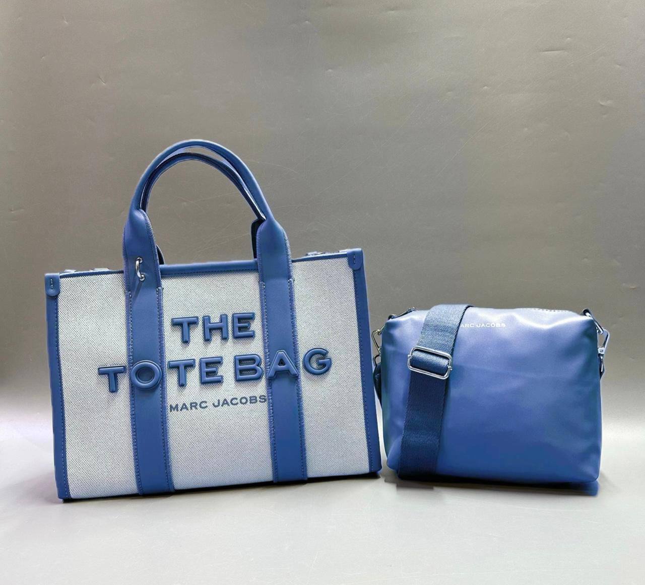 MARC JACOBS 

THE TOTE BAG 

NEW CAME GOOD QUALITY 
115 dhs🪙🌨️

Zain39
♥️♥️♥️