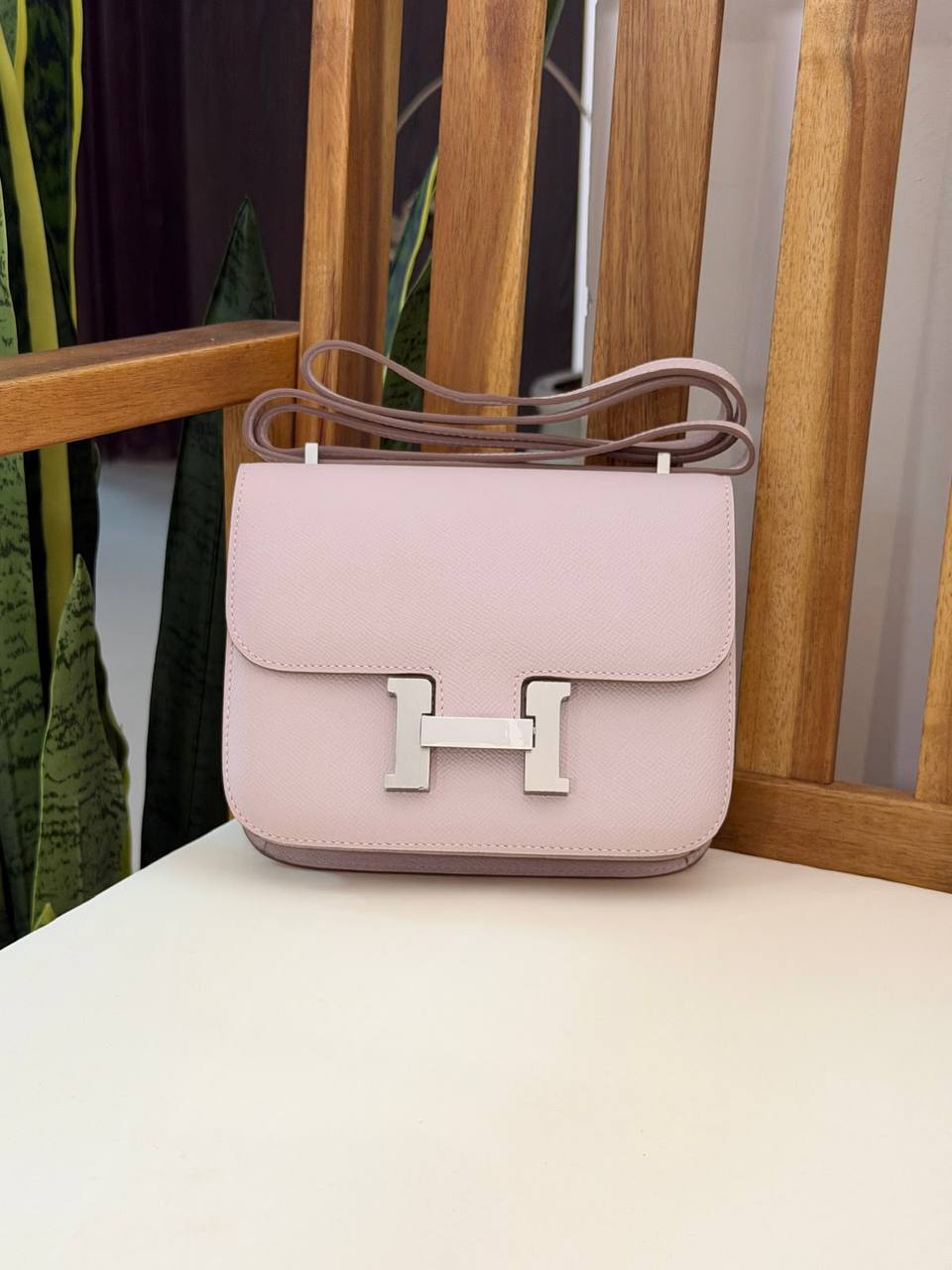 HERMES 
Super Master Quality ⚡️
With Mirror🪞
Original Packing 🎁
Size 18CM📏
For Price 👇 WhatsApp✅
0568585901 
0507557372
0552275751 Owner Zain 👌

Zain321
♥️♥️♥️
