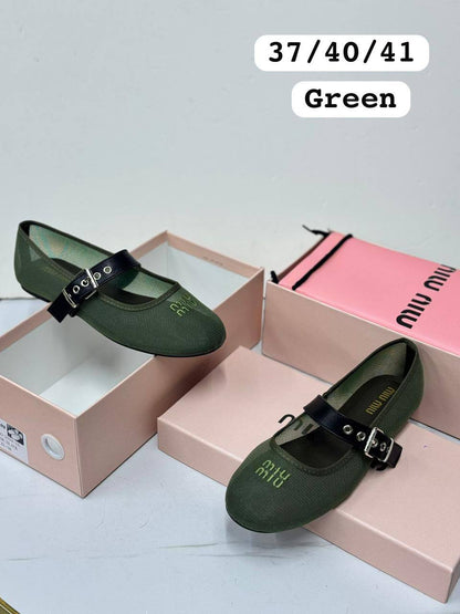Miu Miu 
105 dhs✅

Zain21
♥️♥️♥️