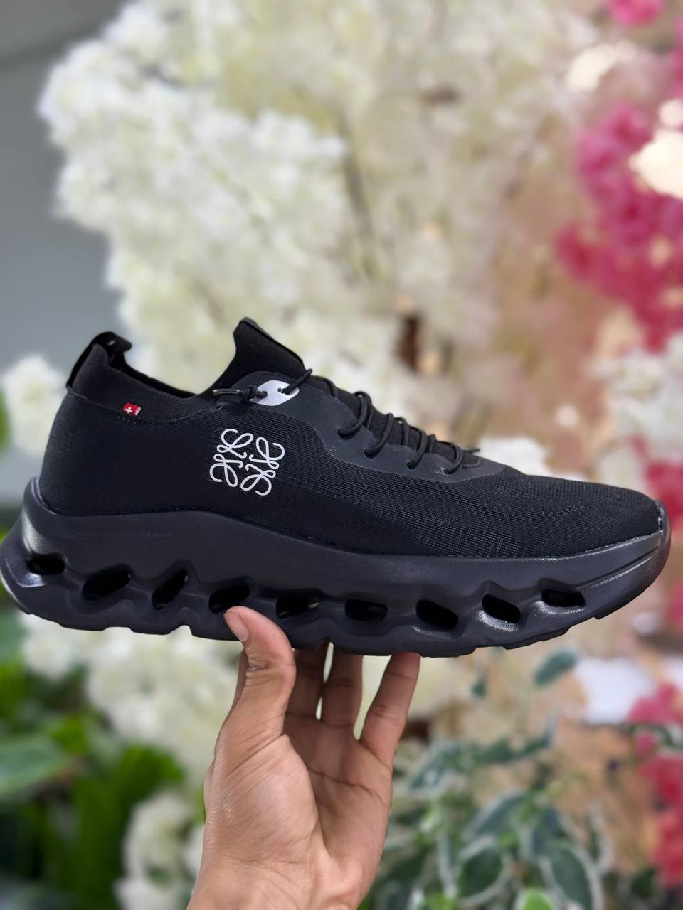 Loewe
Size…39…to…45
100 dhs✅

Zain163
♥️♥️♥️