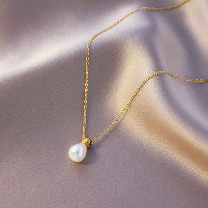 New arrival stainless steel Necklaces color not change 
20 dhs❣️

Zain243
♥️♥️♥️