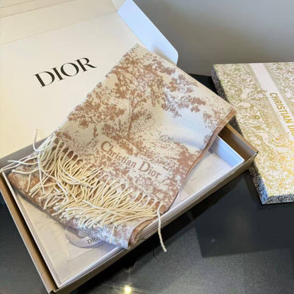 NEW COLLECTION👌🏻
DIOR SCARF❤‍🔥
VIP Quality👑With Original Packaging👌🏻

300 dhs🇦🇪🇦🇪🇦🇪

Zain329
♥️♥️♥️