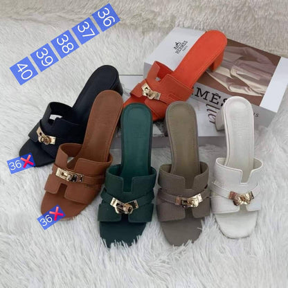 Slippers
offer
60 dhs🪙💚

Zain22
♥️♥️♥️