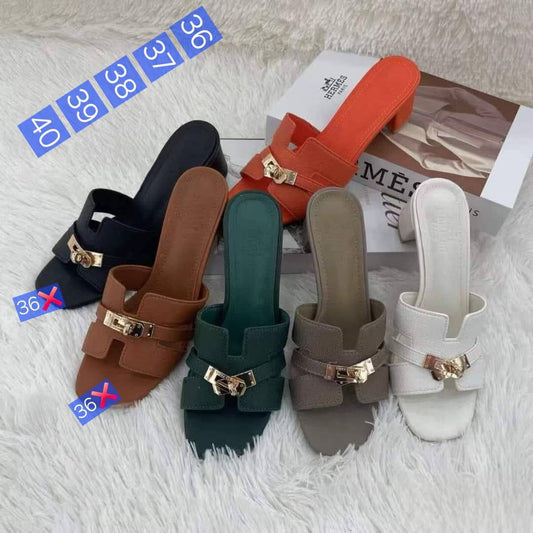 Slippers
offer
60 dhs🪙💚

Zain22
♥️♥️♥️