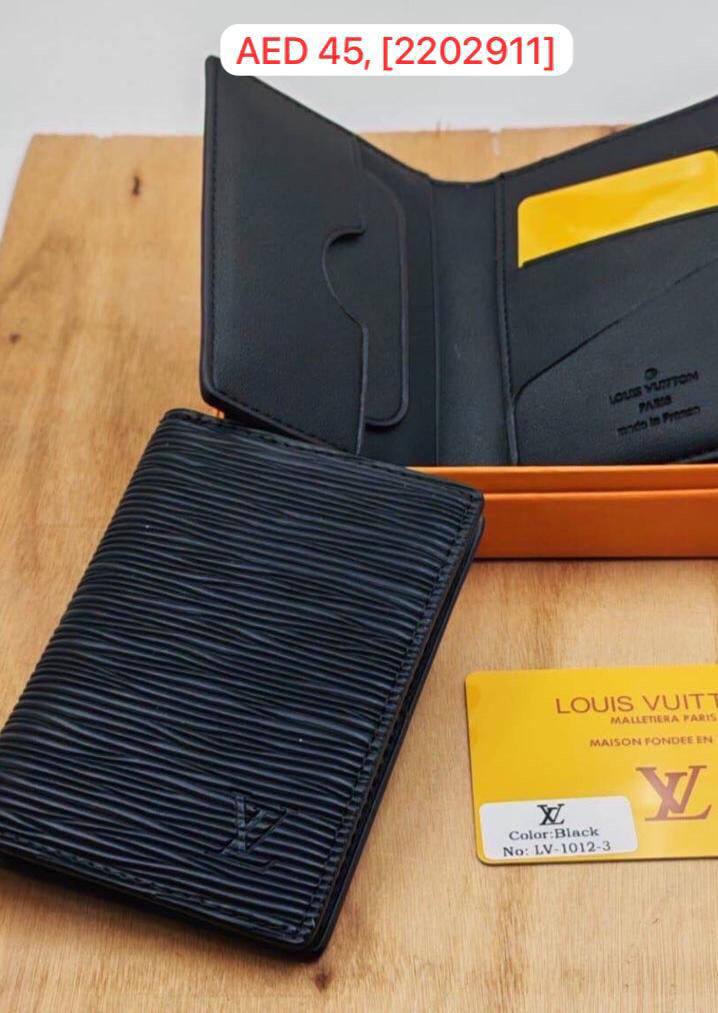 Wallets
65 dhs✅

Zain182
♥️♥️♥️