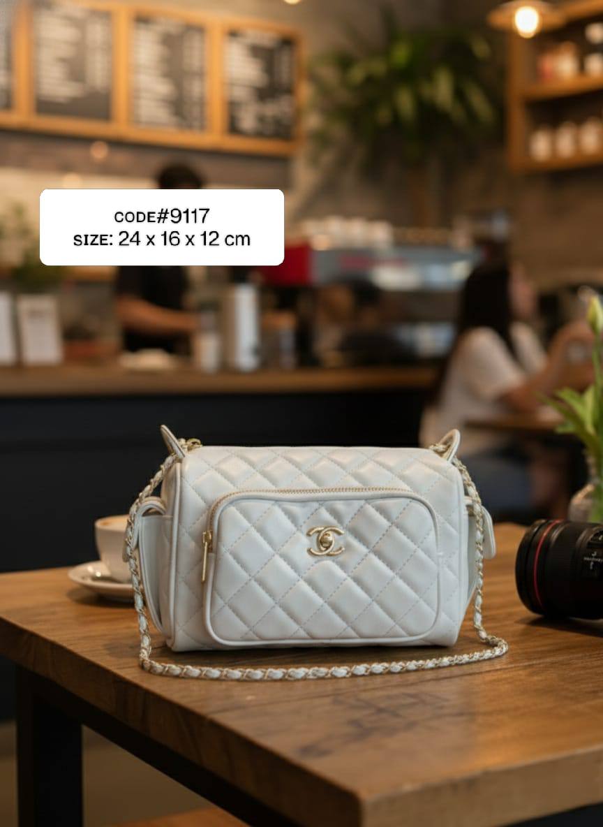 CHANEL ᴄᴀᴍᴇʀᴀ ᴄᴀsᴇ
CROSS BODY BAG
ǫᴜɪʟᴛᴇᴅ ʟᴇᴀᴛʜᴇʀ ᴍᴀᴛᴇʀɪᴀʟ
ᴄʜᴀɪɴ sʜᴏᴜʟᴅᴇʀ ʙᴀɢ

sɪᴢᴇ : 24 cm
ᴡɪᴛʜ BOX
🎁🎁🎁

70 dhs🪙🌨️

Zain31
♥️♥️♥️