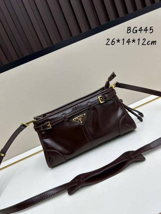 Prada
Master
280 dhs🪙🌨️

Zain153
♥️♥️♥️