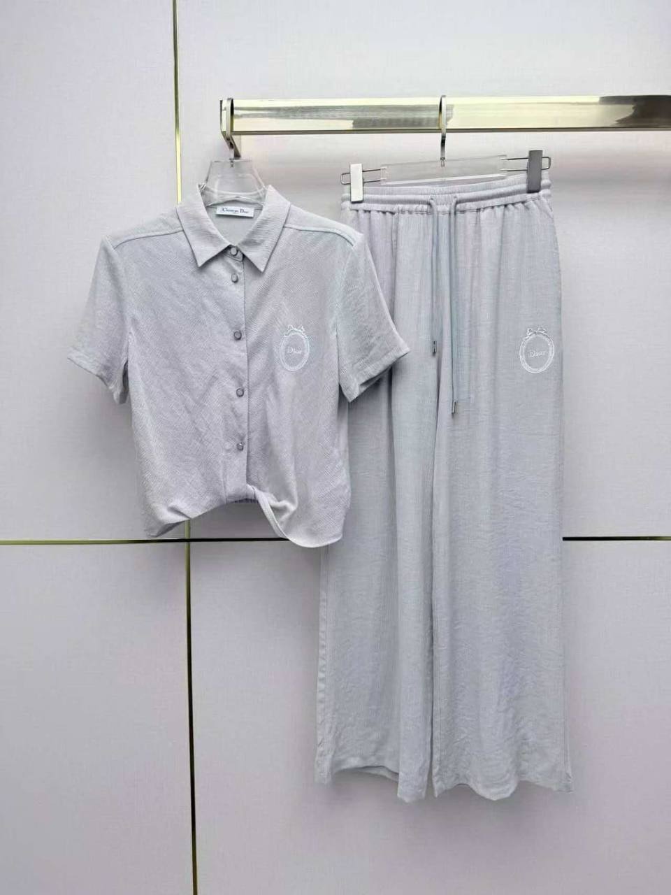 *New collections*                                                
DIOR
*Super Master quality*
*Sizes: S M L* 
400 dhs✅

Zain308
♥️♥️♥️