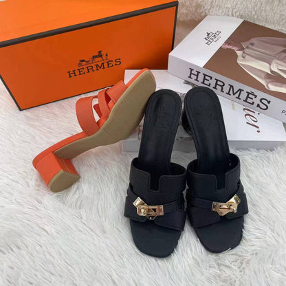 Hermes

60 dhs💓

Zain232
♥️♥️♥️