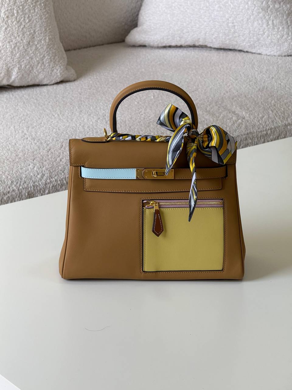 Hermes kelly 28cm💕
master quality😍

with box❤️
🎁🎁🎁

700 dhs🪙💕

Zain52
♥️♥️♥️