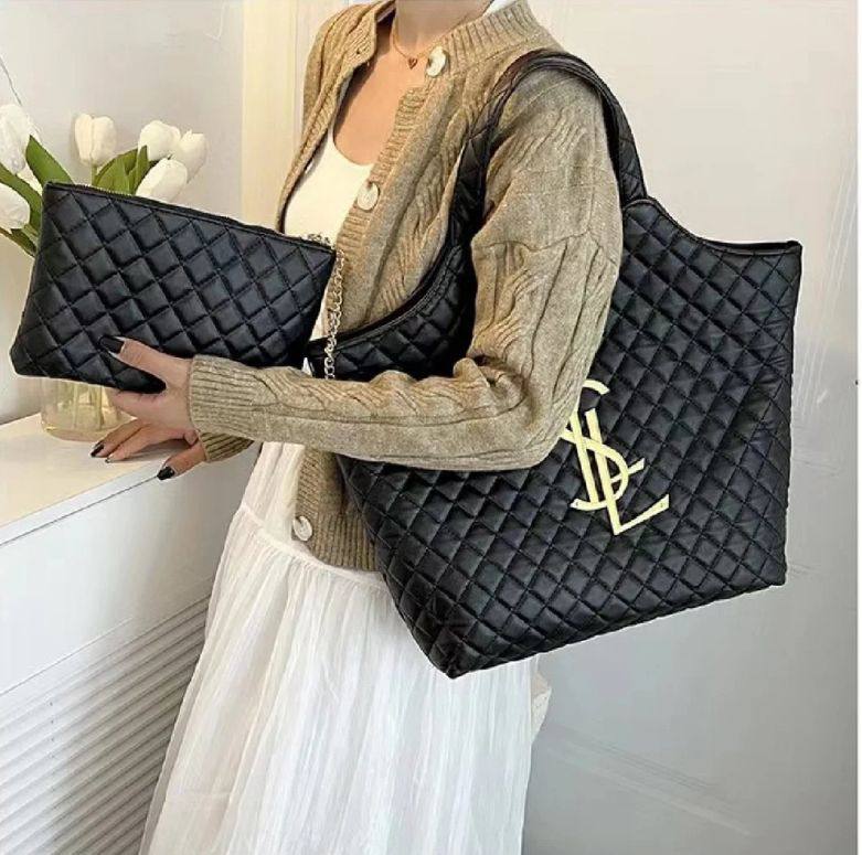 YSL
100 dhs❣️

Zain35
♥️♥️♥️