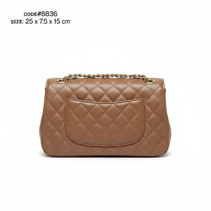 CHANEL ᴄʟᴀssɪᴄ
ᴅᴏᴜʙʟᴇ ғʟᴀᴘ ɢᴏʟᴅ ʜᴀʀᴅᴡᴀʀᴇ
LAMBSKIN LEATHER ᴍᴀᴛᴇʀɪᴀʟ
sɪᴢᴇ : 25 cm
ᴡɪᴛʜ BOX
🎁🎁🎁

75 dhs🪙🌨️

Zain31
♥️♥️♥️