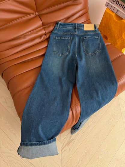 CELINE

Super Master quality

Sizes: S M L
350 dhs🇦🇪🇦🇪

Zain308
♥️♥️♥️