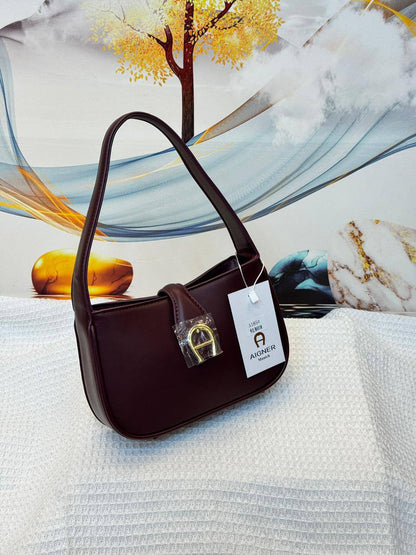 Aignar 
Best quality 

with box’s
🎁🎁🎁
90 dhs✅
size 20 cm

Zain290
♥️♥️♥️