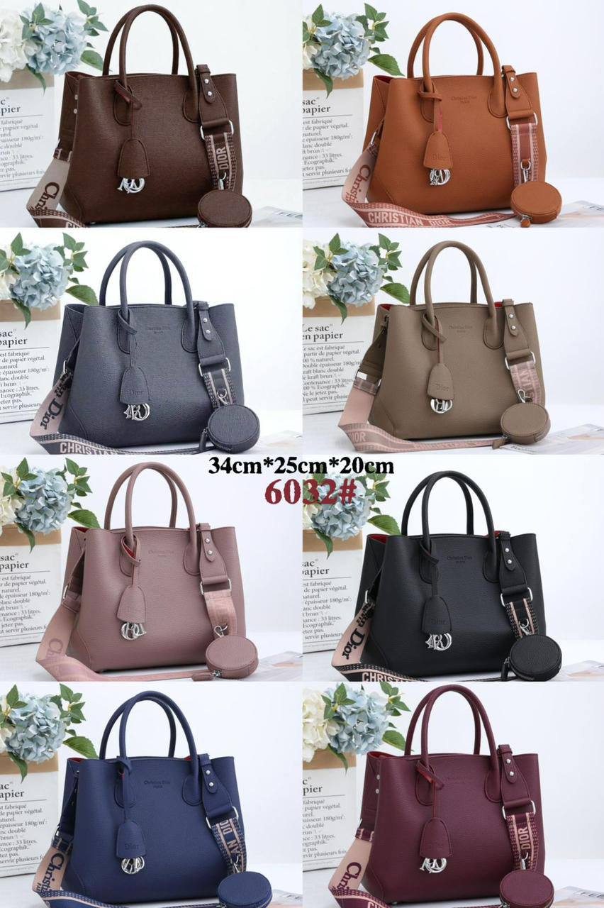 DIOR 
GOOD QUALITY 
120 dhs✅

Zain295
♥️♥️♥️