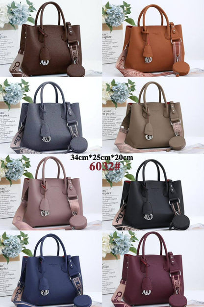 DIOR 
GOOD QUALITY 
120 dhs✅

Zain295
♥️♥️♥️