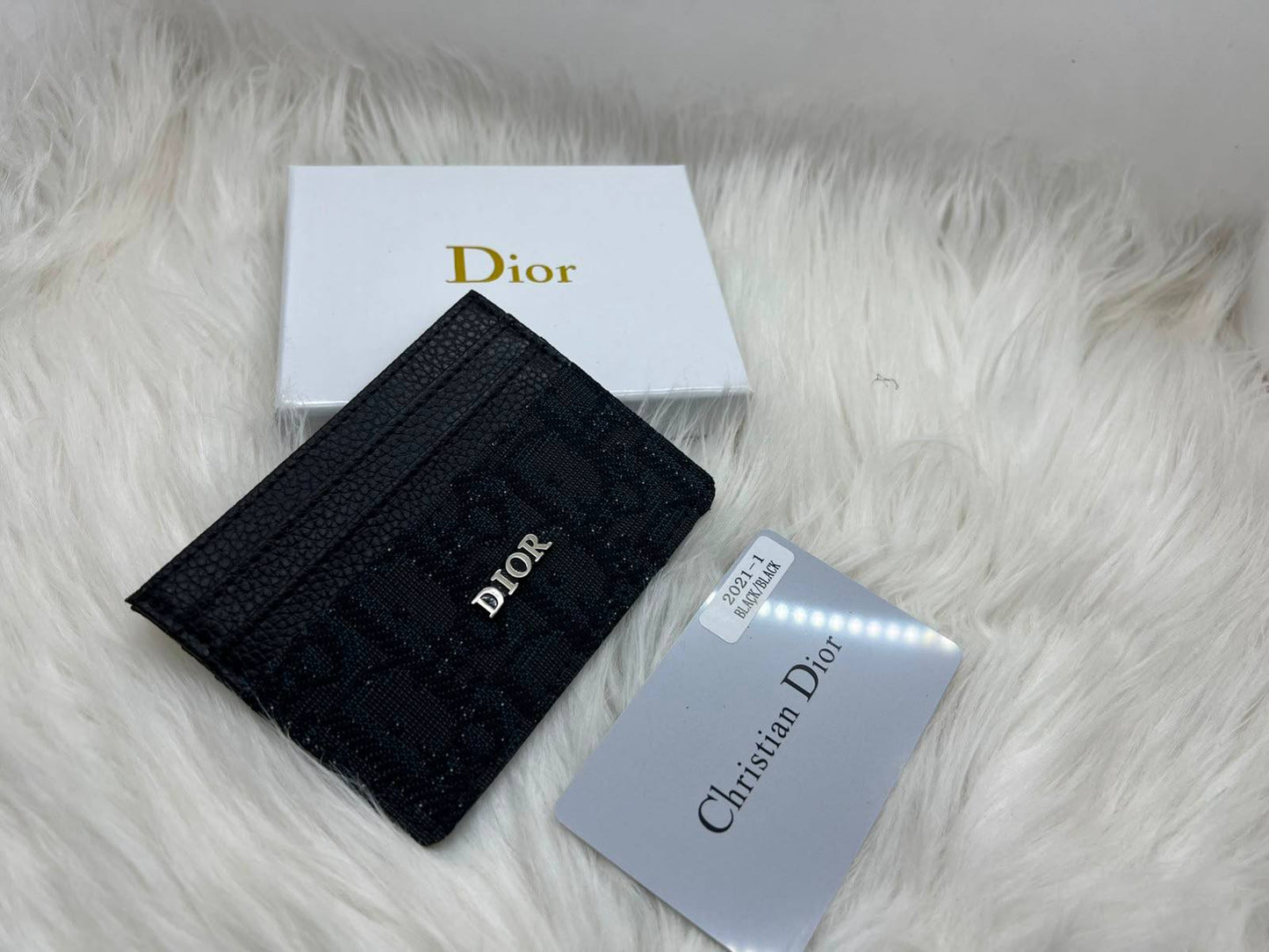 Card Holder
35 dhs🇦🇪🇦🇪

Zain182
♥️♥️♥️