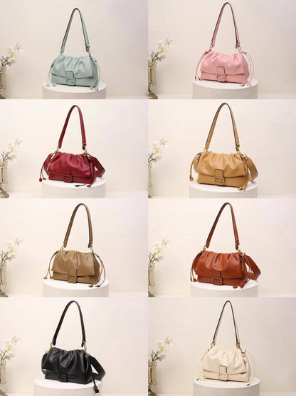 Fendi
100 dhs🇦🇪🇦🇪 
high quality  30cm

Zain26
♥️♥️♥️