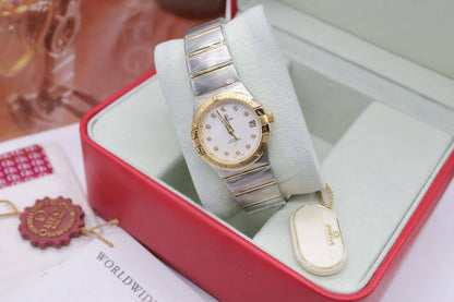 Omega Ladies
230 dhs❣️
Master Quality

Zain33
♥️♥️♥️