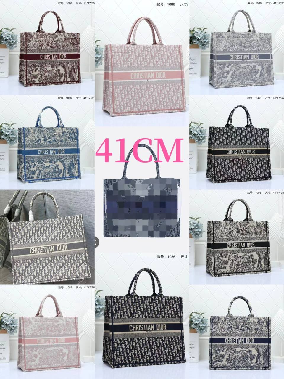 Dior

with box🎁🎁🎁

120 dhs🇦🇪
41cm

Zain143
♥️♥️♥️