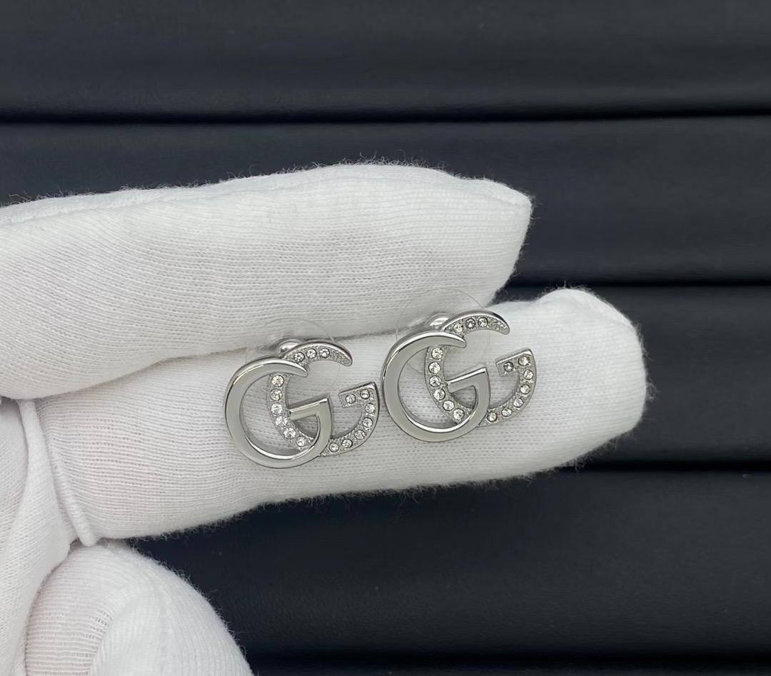 GUCCI
Earing 
50 dhs🌺

Zain263
♥️♥️♥️