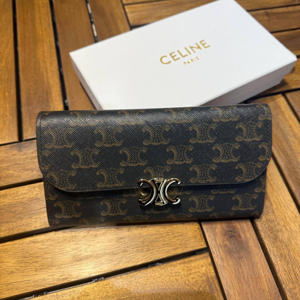 *NEW COLLECTION*

*WOMEN WALLET*

*MASTER QUALITY*

180 dhs🪙🌨️

Zain202
♥️♥️♥️