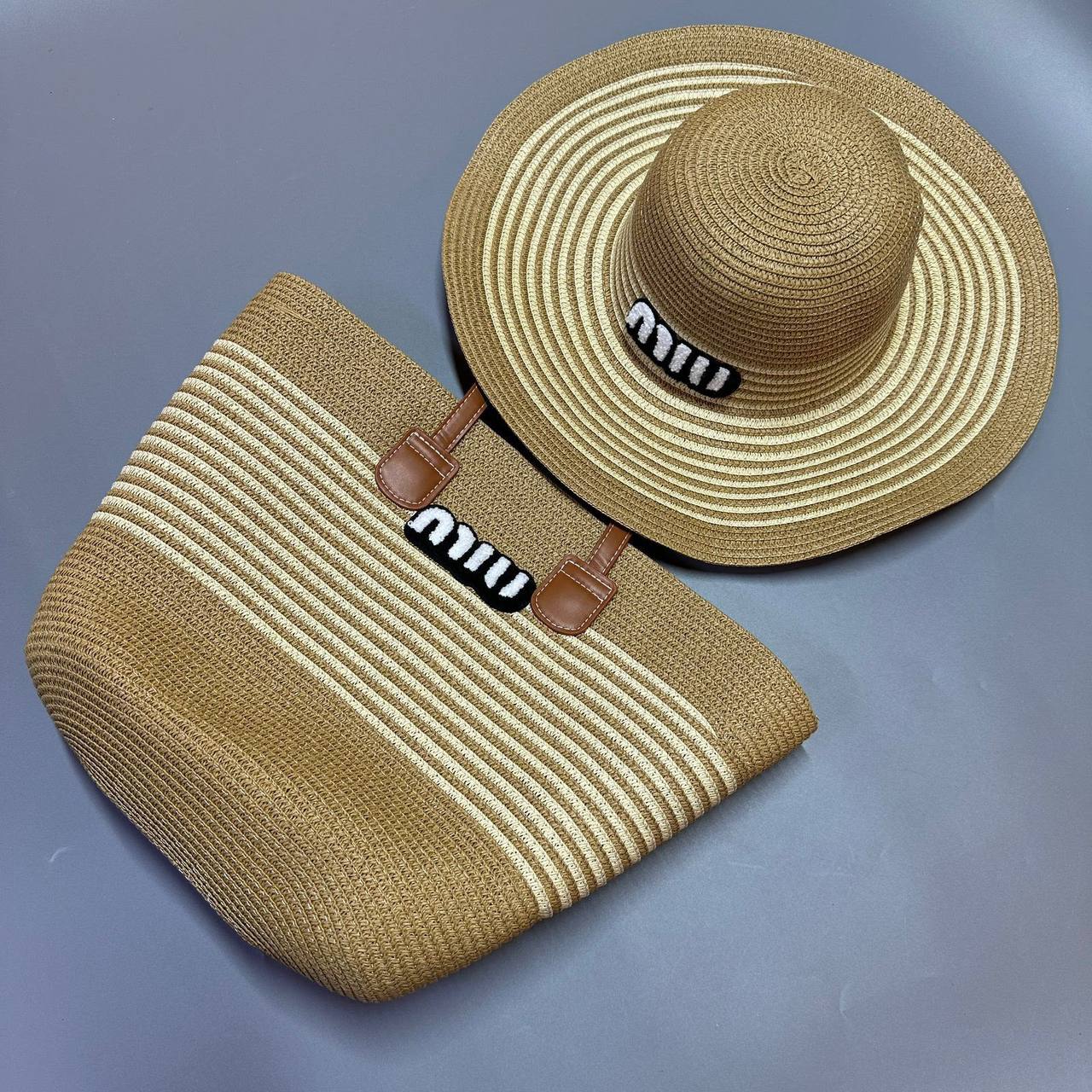 BEACH BAG NEW CAME ,

GOOD QUALITY ,

BAG AND 
HAT ONE SET 

90 DHS🇦🇪🇦🇪🇦🇪

Zain295
♥️♥️♥️