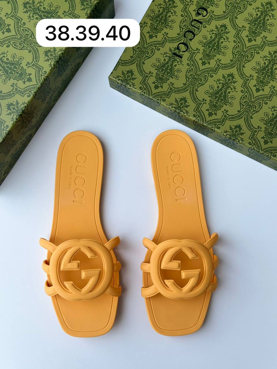 Gucci slipper
95 dhs🪙
Size 36-41
Good Quality

Zain55
♥️♥️♥️