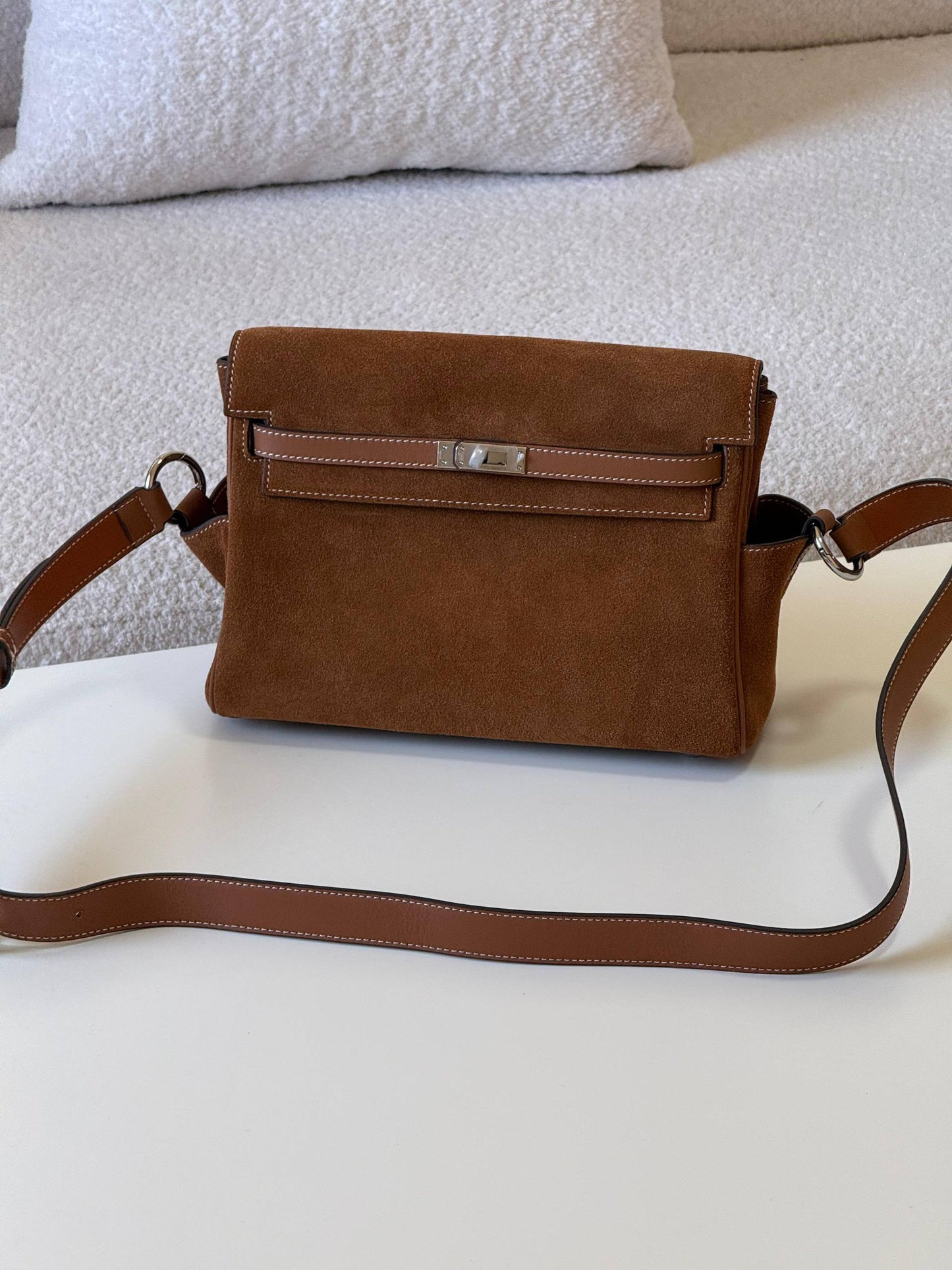 Hermes 25cm💕master quality😍

with box❤️
🎁🎁🎁

480 dhs🪙🌨️

Zain52
♥️♥️♥️