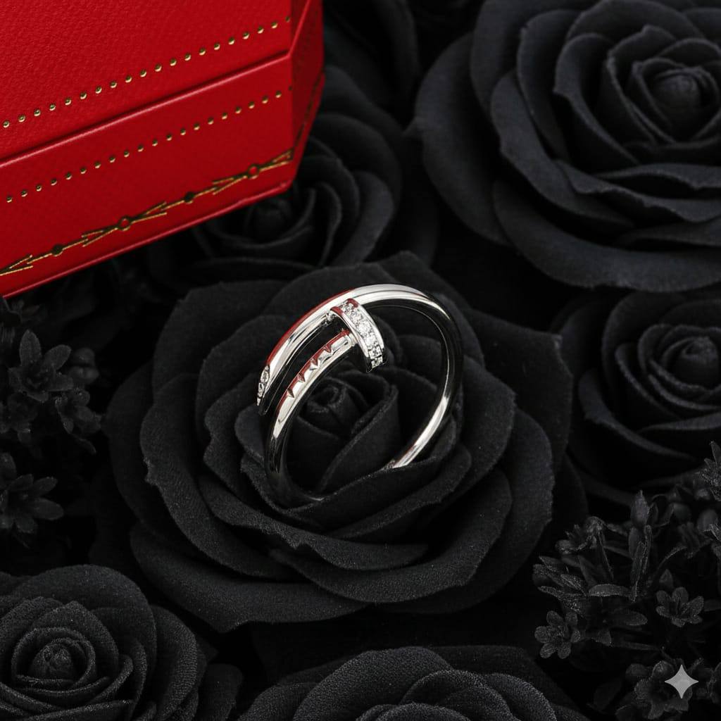 CARTIER RING💍
MASTER✨💫
WITH BOX
SIZE 6-7-8-9
WITH BOX AND PAPER BAG🛍️🎁
45 DHS❣️

Zain89
♥️♥️♥️