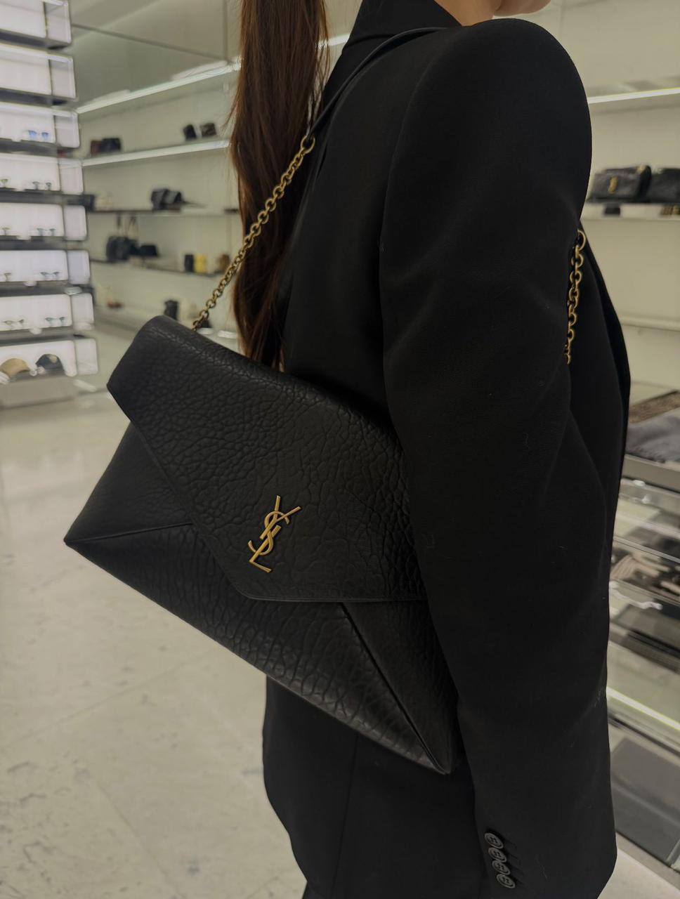 YSL 
NEW CAME MASTER QUALITY  
275 dhs🌺
(leather )
Size : 35cm

Zain39
♥️♥️♥️