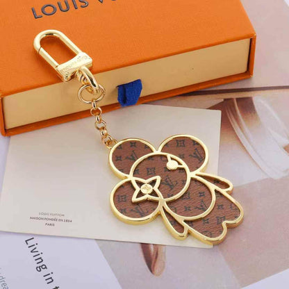 KEYCHAIN
BAG CHARM
MASTER✨💫
70 DHS✅

 WITH GOOD BOX AND PAPER BAG🎁🛍️

Zain89
♥️♥️♥️