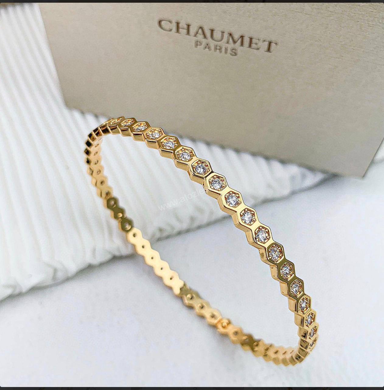 CHAUMET 🦋*
Bangle 💥
Master quality 💯
With black boxes 📦 
55 dhs🪙🌨️
With master box 🗃️ 
120 dhs🪙🌨️

Zain216
♥️♥️♥️