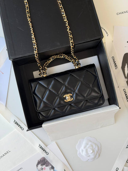 CHANEL
Super ++++
For Price 👇 WTSP Text Zain 0568585901

Zain257
♥️♥️♥️