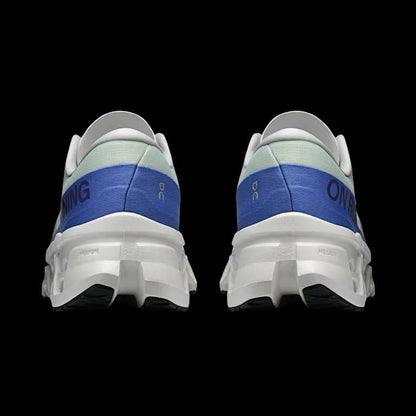 On Cloudmonster 3 running Iceberg/Ivory 
NEW ARRIVALS 🤩
36-45 AVAILABLE 😇
240 dhs🇦🇪🇦🇪

Zain242
♥️♥️♥️