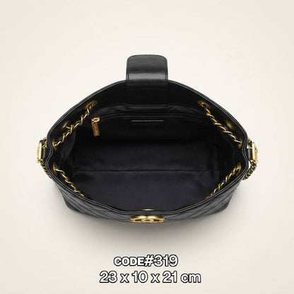 Chanel ʙᴜᴄᴋᴇᴛ ʙᴀɢ
ᴛᴡᴏ-ᴛᴏɴᴇ sʜᴏᴜʟᴅᴇʀ ʙᴀɢ
sᴜᴇᴅᴇ & ǫᴜɪʟᴛᴇᴅ ʟᴀᴍʙsᴋɪɴ
ɢᴏʟᴅ ʜᴀʀᴅᴡᴀʀᴇ
ɪɴ ᴛᴡɪsᴛ ʟᴏᴄᴋ ʟᴏɢᴏ
sɪᴢᴇ : 23 cm

90 dhs🇦🇪🇦🇪

Zain31
♥️♥️♥️