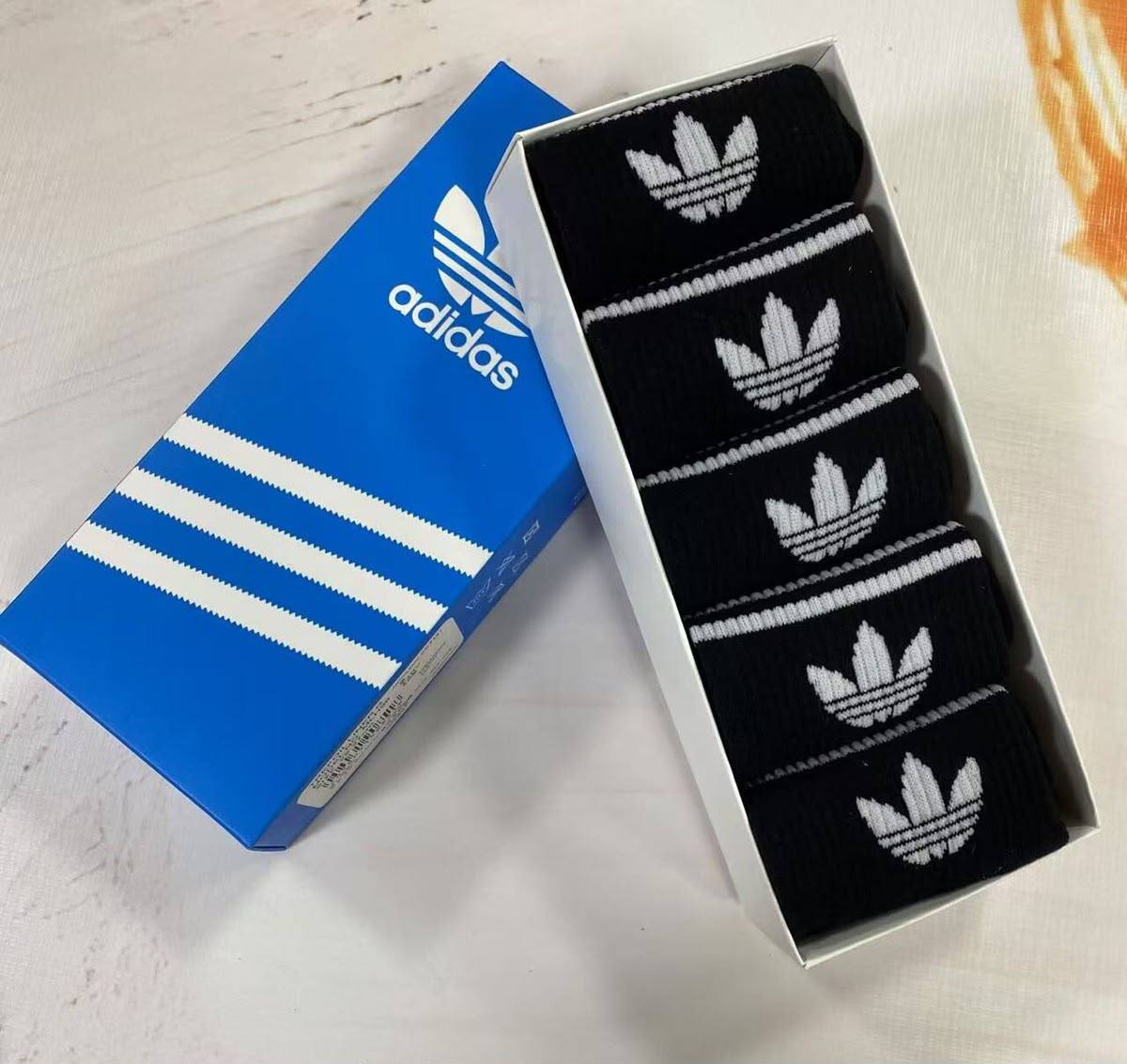 NEW CAME🥰
SOCKS 
GOOD QUALITY
30 dhs🇦🇪🇦🇪
FREE SIZE 

Zain40
♥️♥️♥️