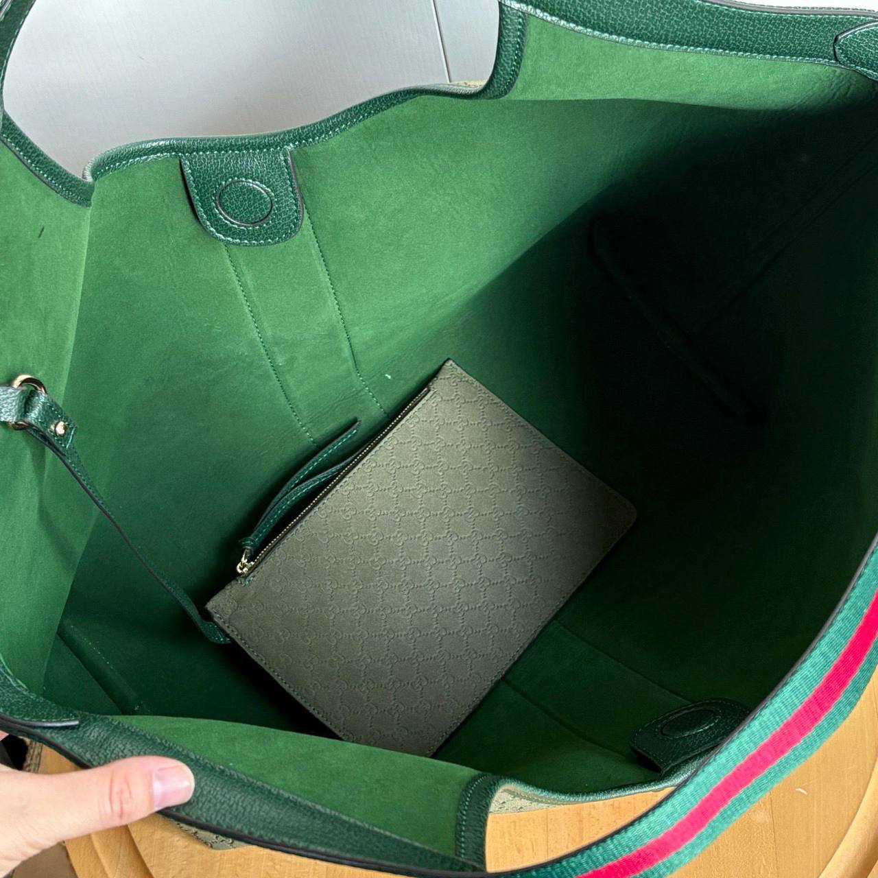 GUCCI
 MASTER QUALITY  
250 dhs✅
leather 

Zain39
♥️♥️♥️