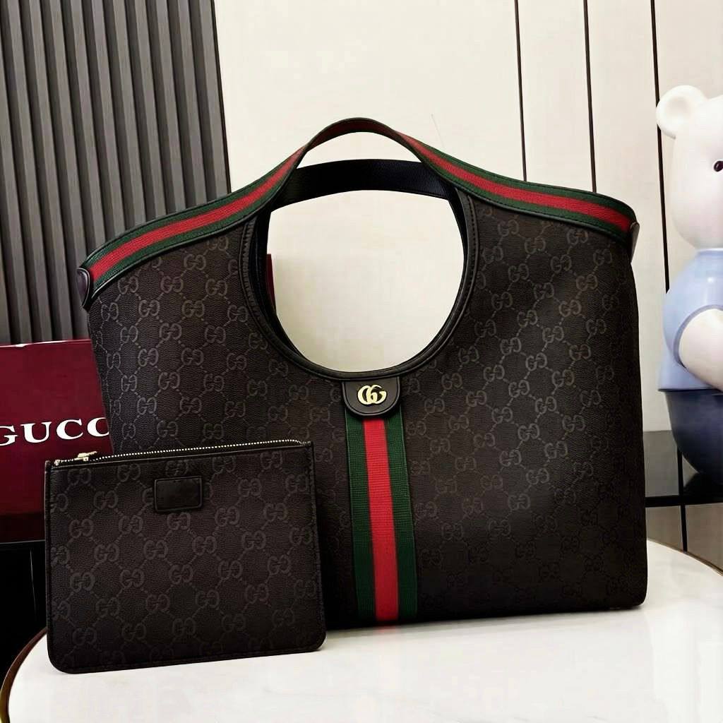 GUCCI 
COPY ONE NEW CAME 
155 dhs💓
Size: 50cm

Zain39
♥️♥️♥️