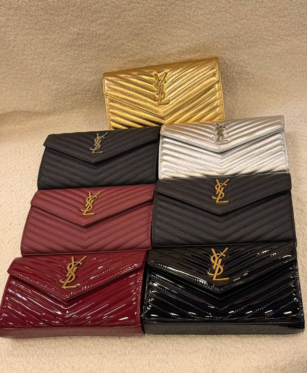 YSL 
Master
23CM 

WITH BOX
🎁🎁🎁

230 dhs✅

Zain131
♥️♥️♥️