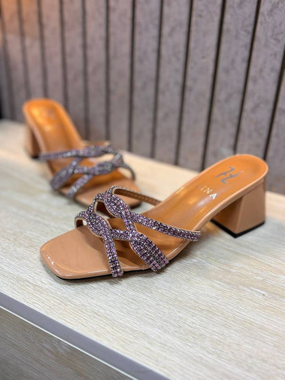 Gina 
110 dhs✅
Size 36-42

Zain55
♥️♥️♥️