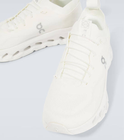 Loewe x On Cloudtilt sneakers ’All White’🤍
36-45 AVAILABLE🤩
180 dhs✅

Zain242
♥️♥️♥️
