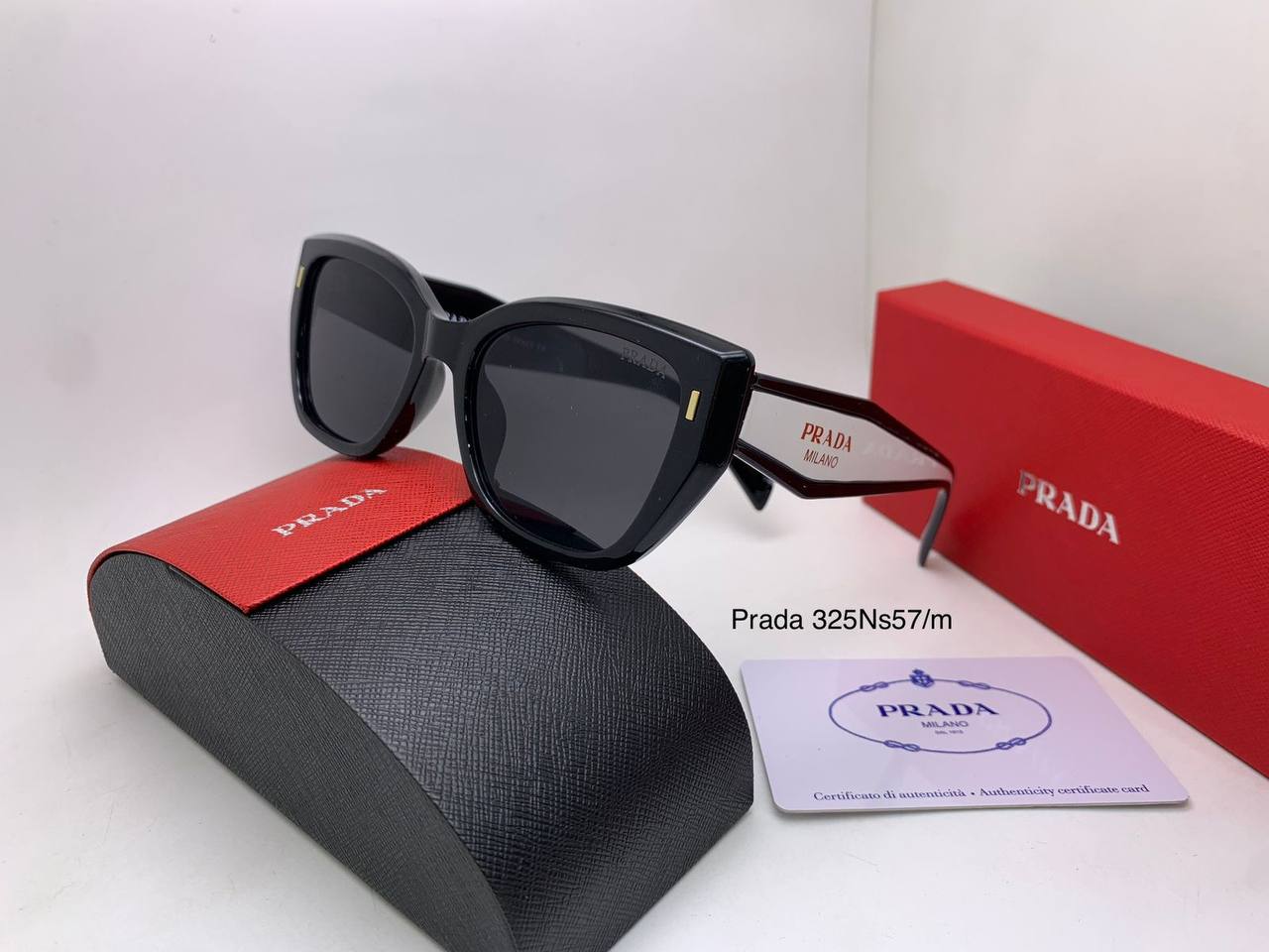 Prada
70 dhs✅

Zain126
♥️♥️♥️