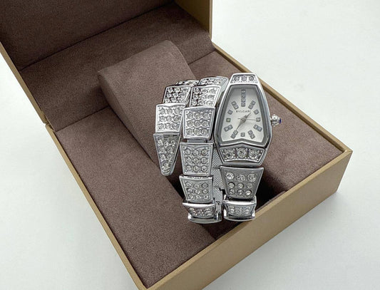 Bvlgari New 
75 dhs🗽

Zain45
♥️♥️♥️