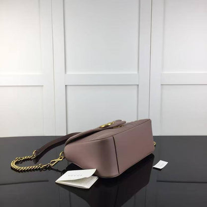 Gucci Marmont Top Handle
Original Lambskin Leather from Italy
Size: Large
1300 dhs🇦🇪🇦🇪

Zain71
♥️♥️♥️