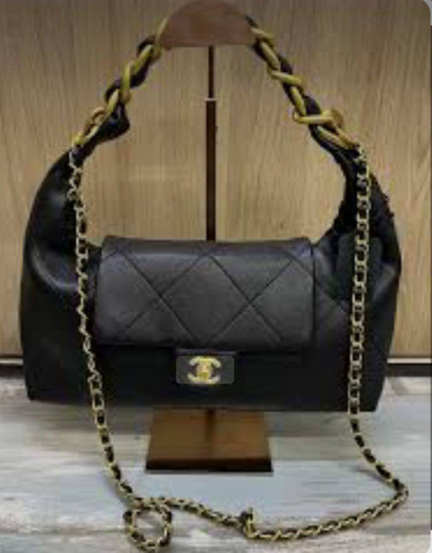 Chanel
⚡30cm
110 dhs🇦🇪🇦🇪

Zain18
♥️♥️♥️