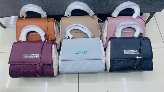 MK 
Good Quality 
95 dhs🪙🌨️

Zain250
♥️♥️♥️