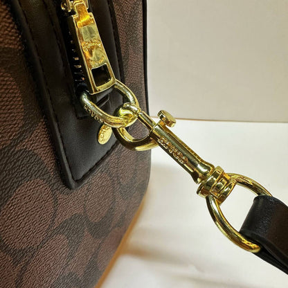 COACH 
HIGH QUALITY 

WITH BOX 
🎁🎁🎁

110 dhs✅

Zain39
♥️♥️♥️
