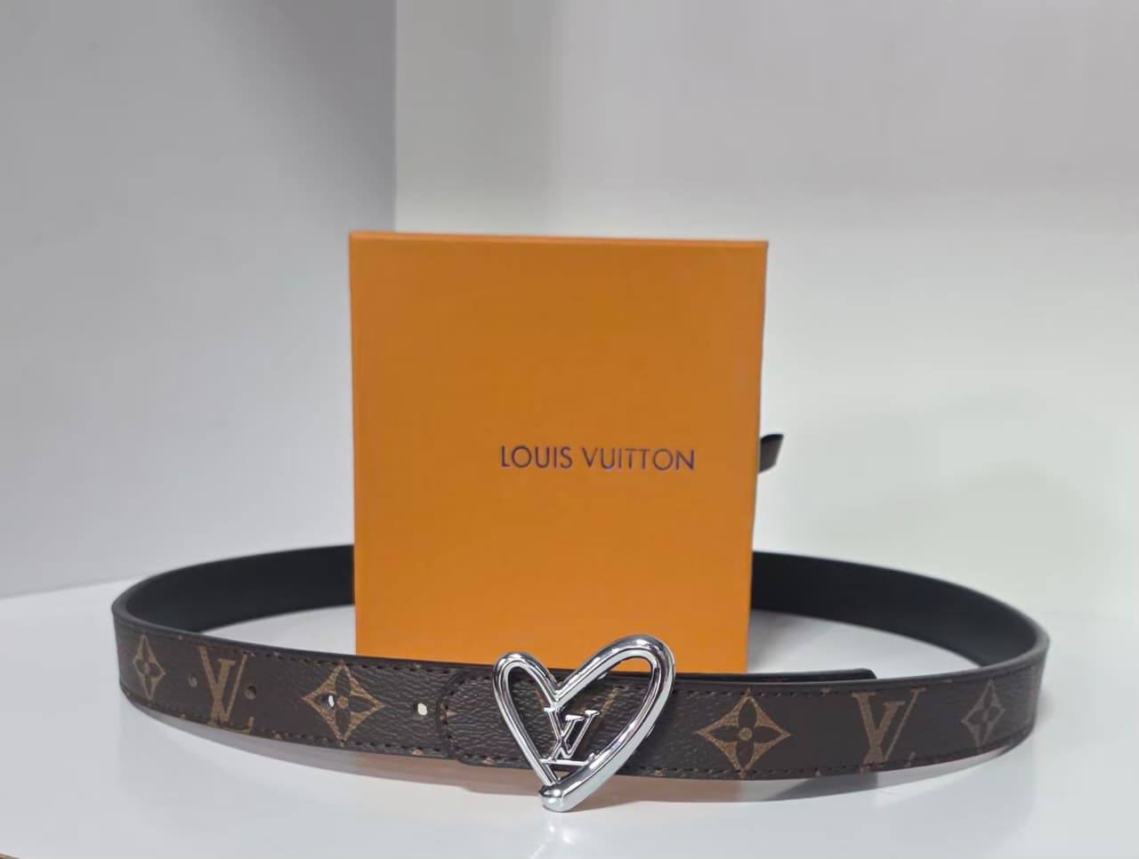 Ladies belts 
with box 
35 dhs💛

Zain232
♥️♥️♥️
