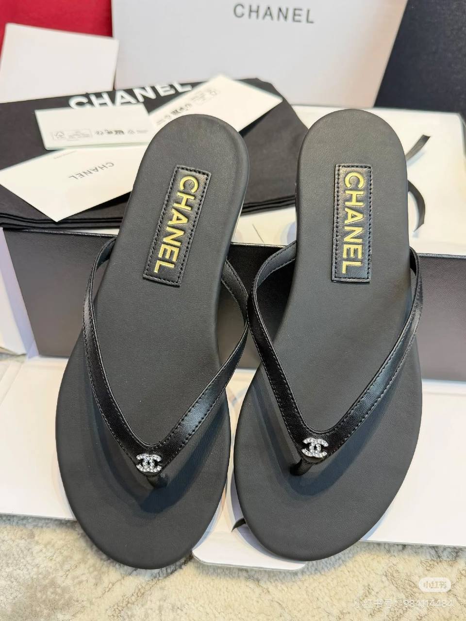 Chanel

100 dhs
36-41

Zain145
♥️♥️♥️